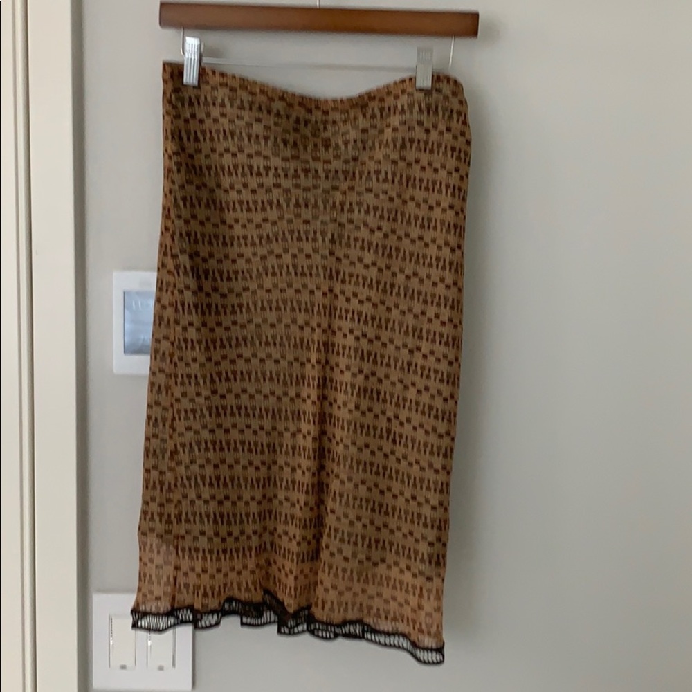 Max studio special edition 100%silk skirt